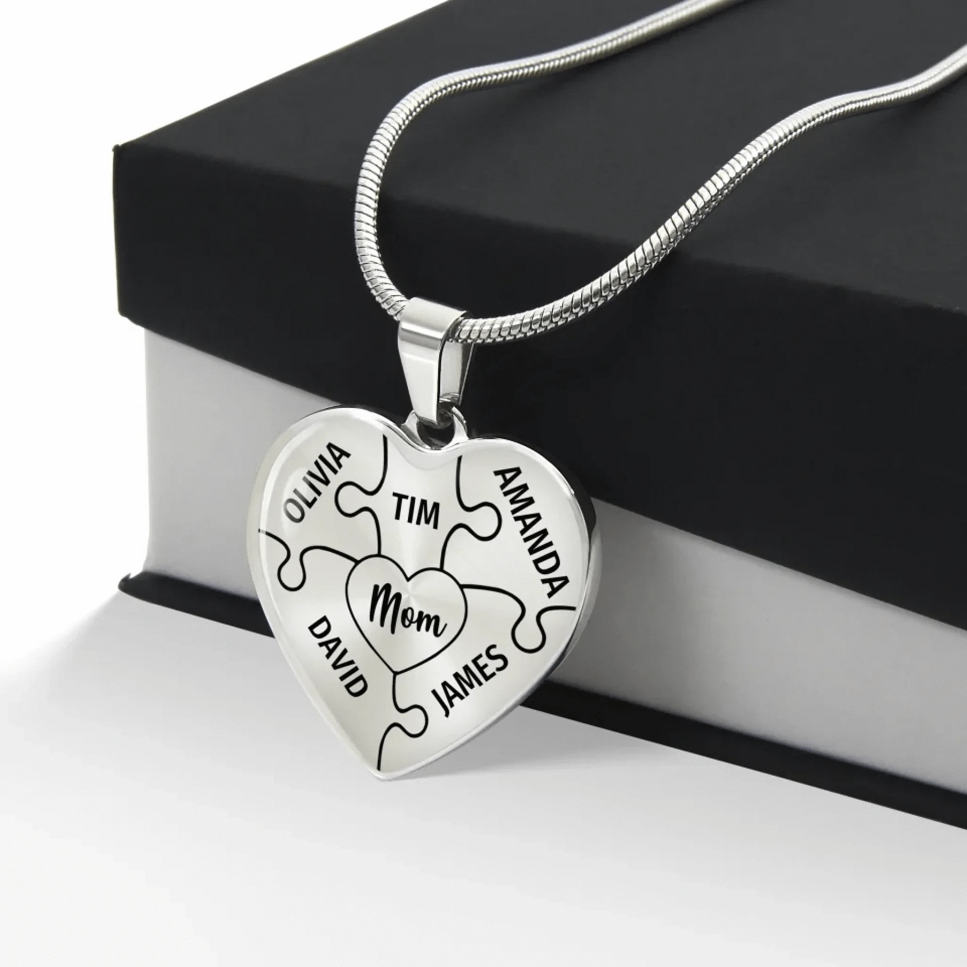 Graphic_Heart_Out_Of_Box_ 22 mockup 5 names