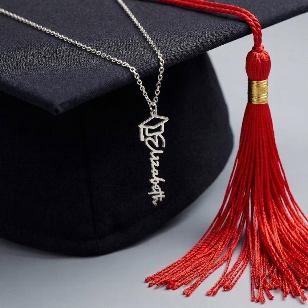 To Graduate - I Am So Proud - Graduation Cap Name Necklace – Personalised with Graduate's Name