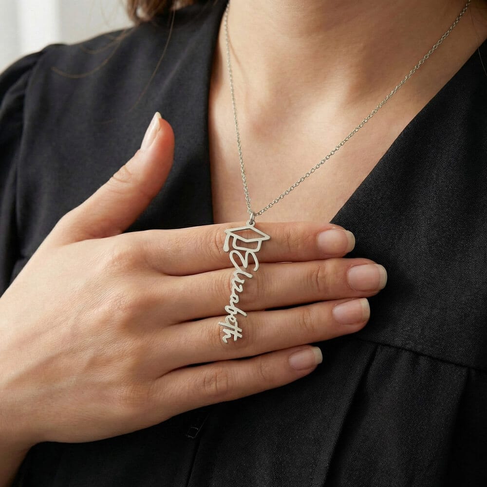 To Graduate - I Am So Proud - Graduation Cap Name Necklace – Personalised with Graduate's Name
