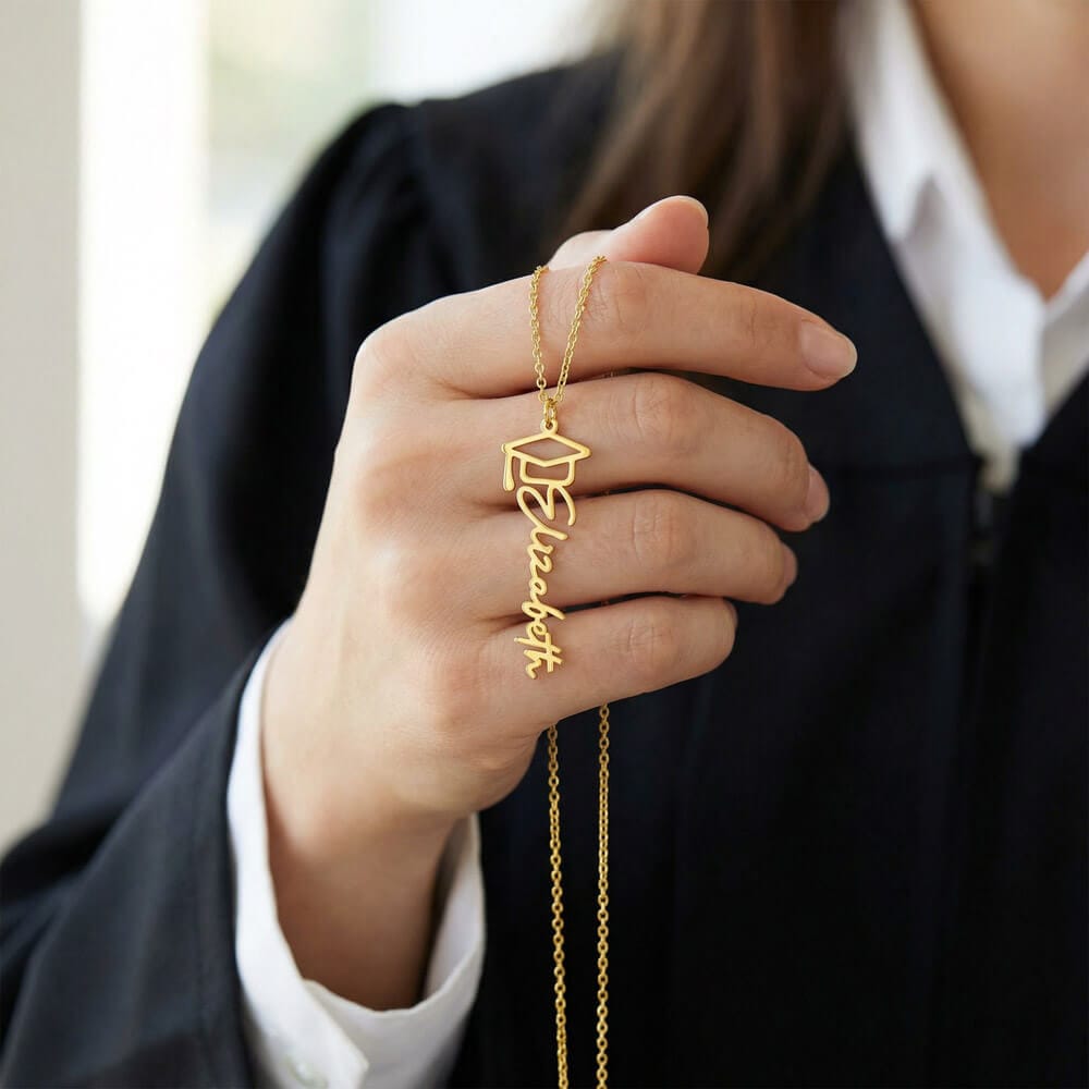 To Graduate - I Am So Proud - Graduation Cap Name Necklace – Personalised with Graduate's Name