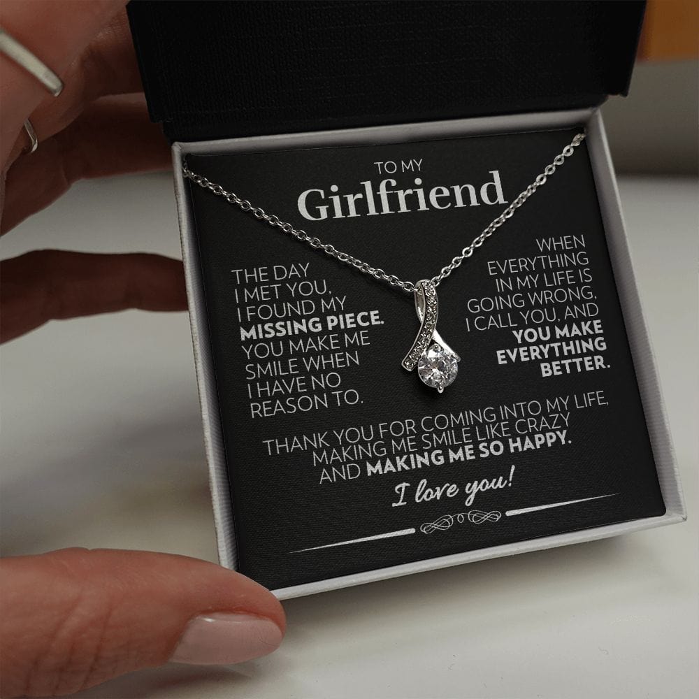 To My Girlfriend - So Happy - Alluring Beauty Necklace
